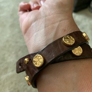Tory Burch double wrap logo stud bracelet